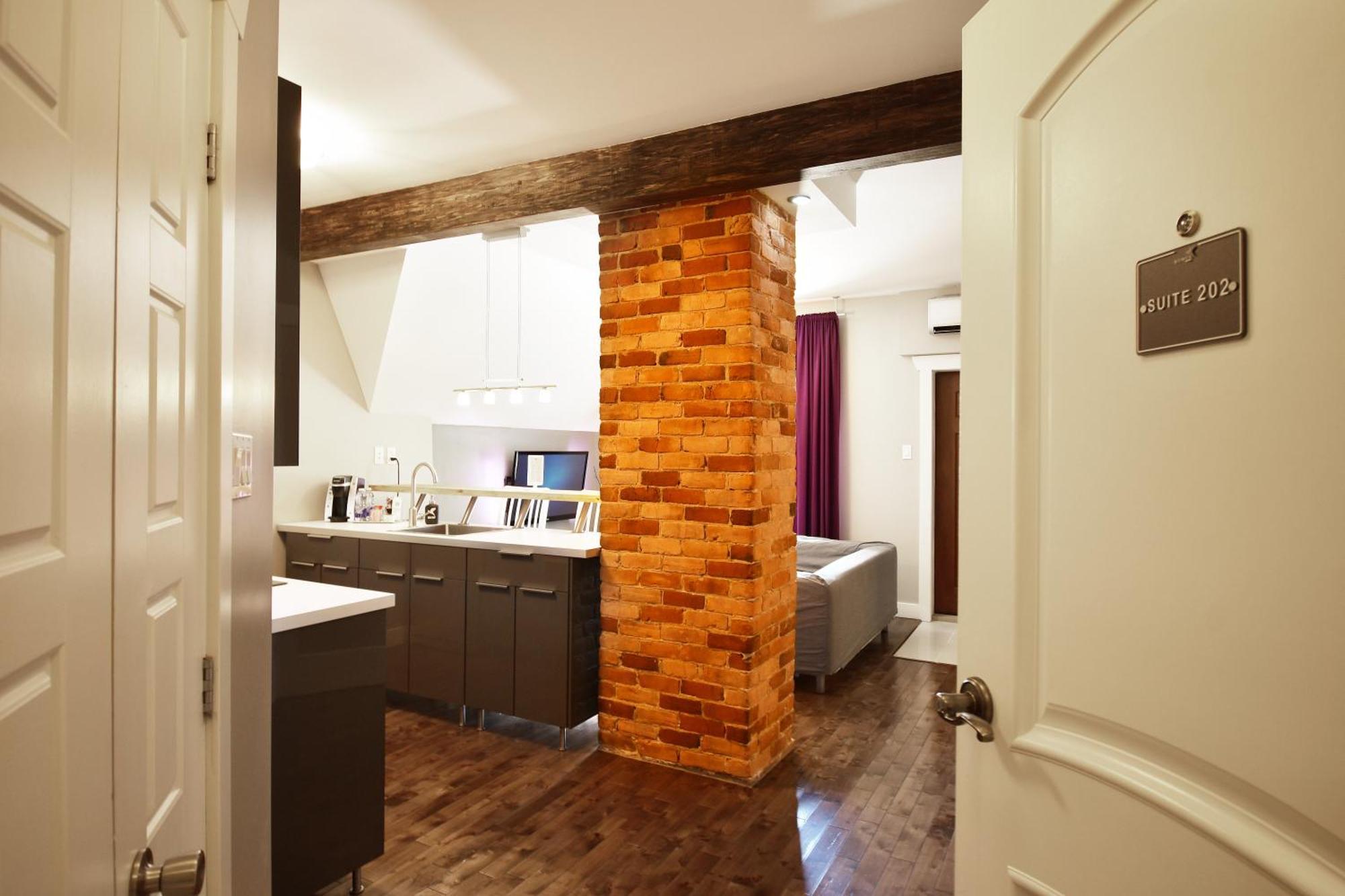 Chateau Queen By Bower Boutique Hotels Moncton Exteriör bild